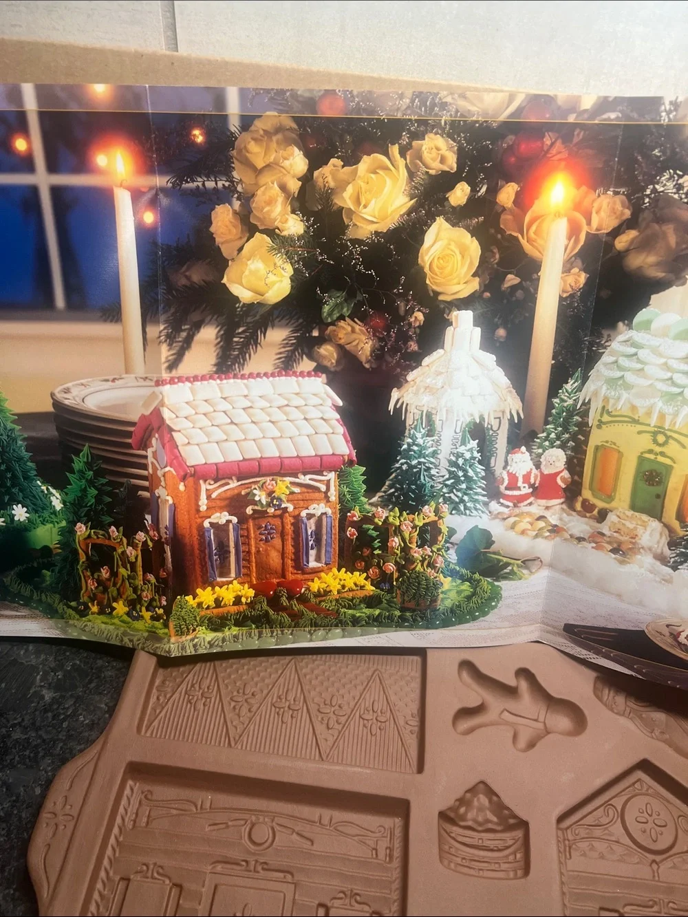 Longaberger Gingerbread Holiday Home Mold - Tan NEW IN BOX WITH INSTRUCTIONS